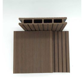 WPC teraszburkolat - világosbarna